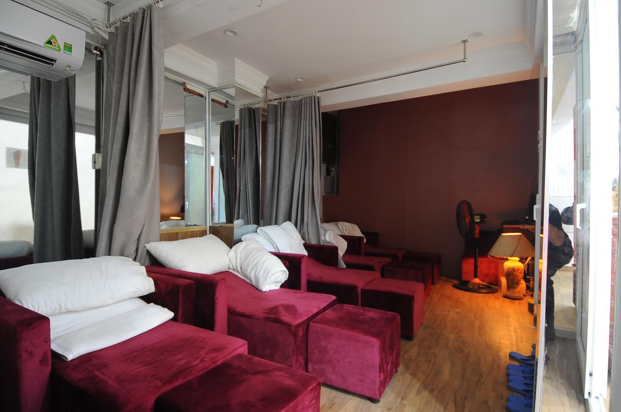 Ha Vy Hotel Ho Chi Minh City Exterior photo