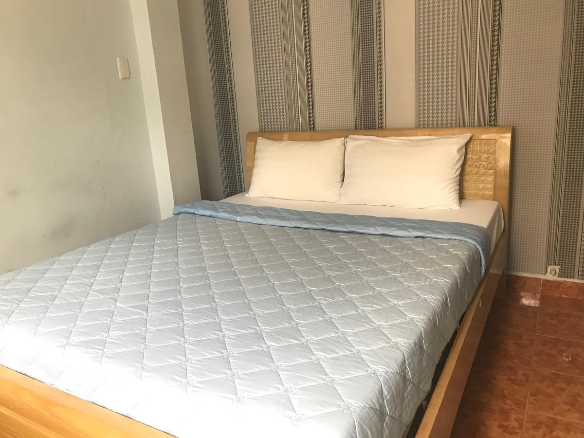 Ha Vy Hotel Ho Chi Minh City Exterior photo